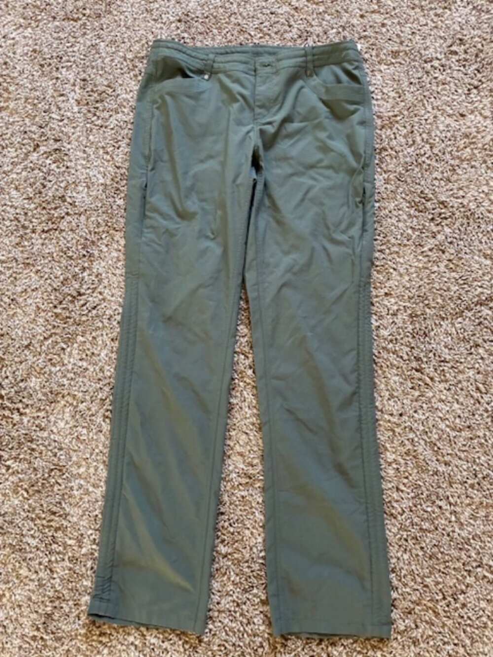 Hunter Green Kuhl Pants, perfect for active wear, or business casual day at work